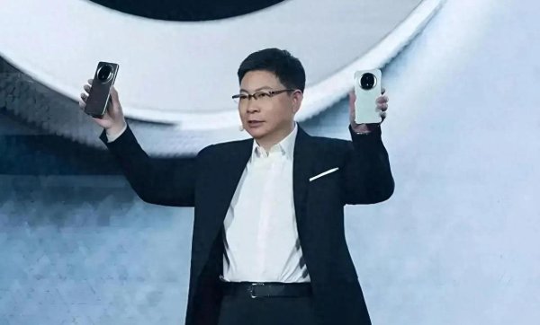 鼎合网配资 华为自研摄像头技术的背后: 供应链的秘密